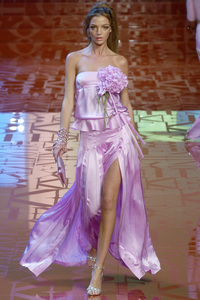 Valentino SS05 show CC 064.jpg