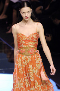 Valentino SS06 CC 006.jpg