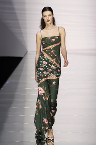Valentino SS06 CC 097.jpg