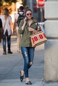         oliviap270617image103.jpg