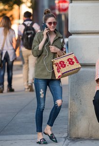         oliviap270617image106.jpg
