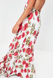 5952d3884b691_white-floral-print-pleated-maxi-dress2.thumb.jpg.7aa0df281e2cb623d3dab4f1d1b4005e.jpg