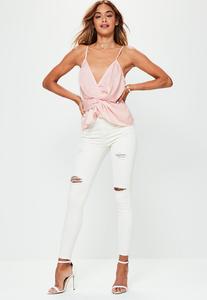 5952d49f45a46_nude-twist-front-cami-top1.thumb.jpg.5696452559e2d02ae43d70253a90cee9.jpg