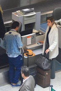 Ana-Beatriz-Barros-and-Karim-El-Chiaty-get-ready-to-fly-high-in-Rio-de-Janeiro--02-662x993.jpg