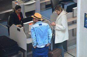 Ana-Beatriz-Barros-and-Karim-El-Chiaty-get-ready-to-fly-high-in-Rio-de-Janeiro--12-662x441.jpg