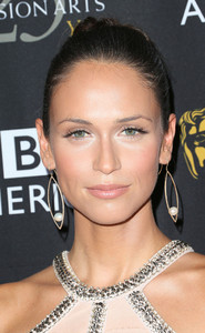 BAFTA_LA_TV_Tea_2012_Presented_BBC_America_Rbc22v33ro-x.thumb.jpg.3da4fb5aed55e2356ac866aab5d08012.jpg