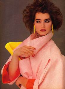 Blanch_Vogue_US_April_1984_01.thumb.jpg.1979a148236e25657a3f1007cf547627.jpg