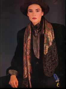 Blanch_Vogue_US_September_1984_05.thumb.jpg.b1f42c9c39e1de5c0f98c989ea802e5d.jpg