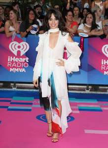 Camila-Cabello--2017-iHeartRadio-MuchMusic-Video-Awards--16.jpg