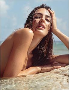 Daniela_Botero-Maxim_Mexico_March2016-06.thumb.jpg.4b303b88871c597c380fb6f989403c3b.jpg