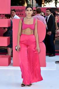 Dua-Lipa--Baby-Driver-Premiere-in-London--05.jpg