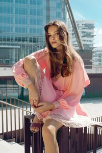 ELLE-Kazakstan-June-2017-Nathalie-Nyren-by-Daniela-Rettore-1.thumb.jpg.95e9918606baebb6f73e5a52a02c0043.jpg