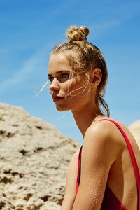 El-Pais-Semanal-July-2017-Kirstin-Liljegren-by-Papo-Waisman-1-2.thumb.jpg.54bf9e6935e111d5a41c25e3e6005b03.jpg