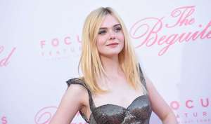 Elle-Fanning--The-Beguiled-Premiere-in-Los-Angeles--06.jpg