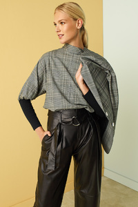 FRAME-Wide-Leg-Trousers.thumb.jpg.964c58878d5b2fb6bd9f1e8f92f5d0de.jpg