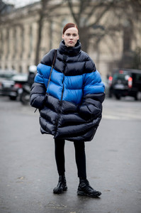 Fall_2017_Models_Qjb3ELJD7Ztx.jpg