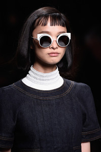 Fendi_Runway_Milan_Fashion_Week_SS16_G1_CJYUECRLB.jpg