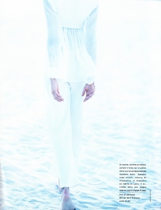 Glamour_France_May_1993_20.thumb.jpg.66ee77382e72699b0807adf35eb8f170.jpg