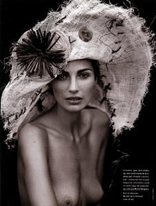 Glamour_France_May_1993_22.thumb.jpg.d69b4a11bd9f3c04a3a3f1e923192fb2.jpg