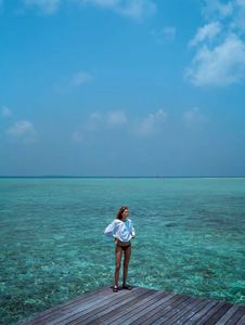 Harpers-Bazaar-Russia-June-2017-Laura-Julie-by-Agata-Pospieszynska-7.thumb.jpg.f528997aad5ee43b836e50387968aeb3.jpg