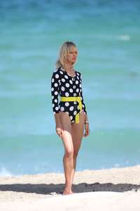 Karolina-Kurkova-on-a-Hamptons-Magazine-photoshoot--23.jpg