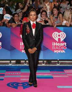 Kat-Graham--2017-iHeartRadio-MuchMusic-Video-Awards--05.jpg