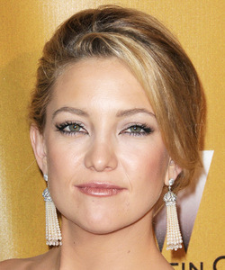 Kate-Hudson.thumb.jpg.b1fef18db10643f8b38ed46f0ee2885b.jpg