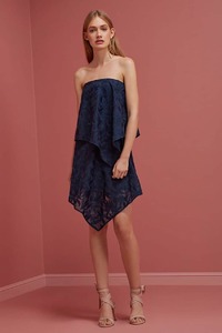 Keepsake-The-Label-June-2017-lookbook-Frida-Sara-Melhorn-by-Gretl-Watson-Blazewicz-9.jpg