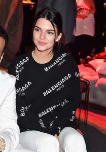 Kendall-Jenner--Cant-Stop-Wont-Stop-Premiere-After-Party--05.thumb.jpg.bc4626f8069da901f5f01d8adb372e15.jpg