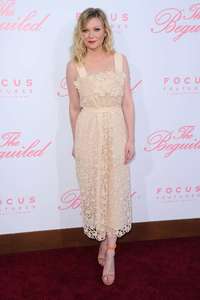 Kirsten-Dunst--The-Beguiled-Premiere-in-Los-Angeles--45.jpg