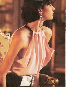 Lacombe_Vogue_US_January_1984_04.thumb.jpg.069c266bf3749eca60ad96365ce23be5.jpg