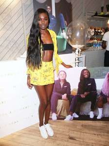 Leomie-Anderson--Celebrates-Her-Campaign-Launch-With-Nike--07.thumb.jpg.38ccd8c55d3084ed72911aa1836c530b.jpg