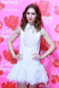 Lily-Collins--Opening-Ceremony-Of-Lancome--03.thumb.jpg.eaf80ea847e5b1945544e6b9b994c6b4.jpg