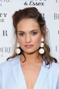Lily-James--DuJours-Summer-Issue-Cover-Party--32.jpg