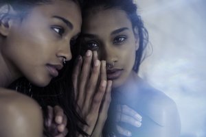 Lisa_Marie_Jaftha_by_Randall_Slavin_offtherailsmag_638_2048x2048.thumb.jpg.a1c924cb8fd844e7d2c76c413c7d368c.jpg