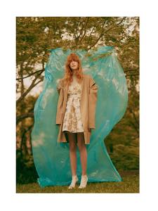 Marie-Claire-Australia-July-2017-Aia-Busk-by-Georges-Antoni-2.thumb.jpg.4a9f3e795aee6c2fa124046fdce7bb2a.jpg