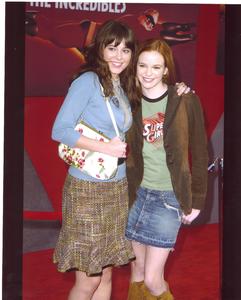 Mary_Elizabeth_Winstead_____The_Incredibles___Premiere__1_.thumb.jpg.98dc60ae1ca60f02c3d6d6cb65c8f543.jpg