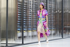 SHOWS_CHANEL_SS17_CHIHARU.jpg