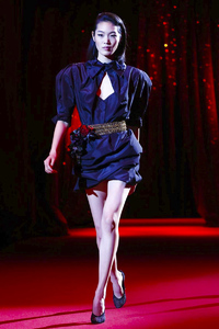 Ulyana-Sergeenko-Couture-SS17-Paris-5267-1485379505-bigthumb.jpg