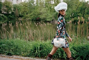 Vogue-US-July-2017-Kendall-Jenner-by-Theo-Wenner-04.jpg