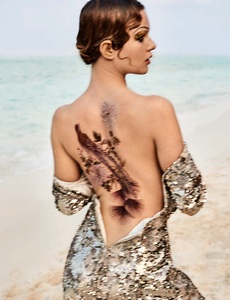 Vogue_Germany_Juli_2017-23.jpg