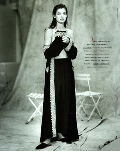 Watson_Vogue_Italia_February_1989_03.thumb.jpg.d2661d9884d2ddb10e1f23e3e8ff7c96.jpg