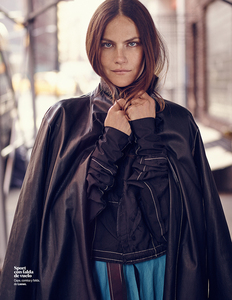 Yodona-625-Missy-Rayder-por-Joshua-Jordan-Fashion-April-22-2017-7.thumb.jpg.98a7df45f88eb9f3c5891c63c574293a.jpg