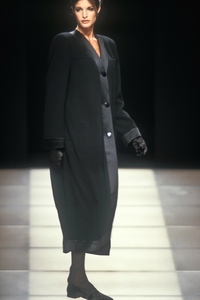 armani-fw-1992-2.thumb.jpg.83b02426373bea5b6ebb8d5b02798ca2.jpg