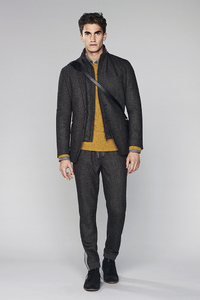 banana-republic-holiday15-25.thumb.jpg.12f507ab8a2ba0aaf7a4694122826a07.jpg