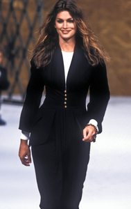 chanel-hc-fw-1993-5.thumb.png.ef187e4776cc0ea39842c111f9e484f6.png