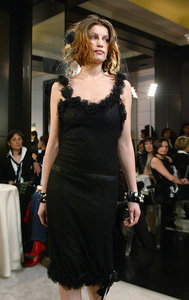 chanel-sept-a-cinq-2004-3.thumb.jpg.94097b26140578b254e0c90759e01914.jpg