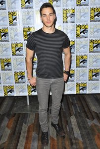 chris-wood-comic-con-2015-02.jpg