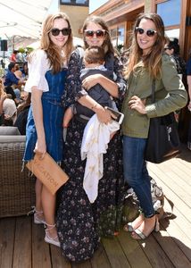 danielle-panabaker-madewell-and-the-surfrider-foundation-collaboration-launch-event-in-malibu-06-09-2017-4.thumb.jpg.1ae556d50b692b9e58d4302452f19e07.jpg