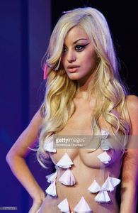 designer-zahia-dehar-acknowledges-the-applause-of-the-audience-after-picture-id137757352.jpg